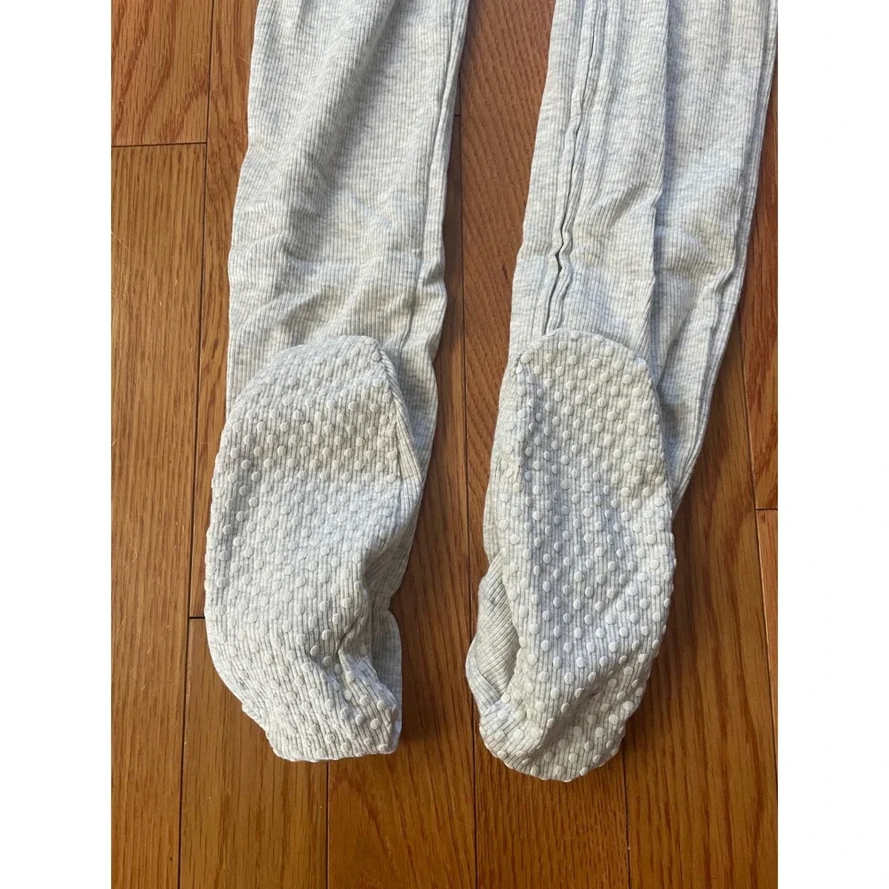 Old Navy Kids Gray Ribbed Footed One Piece Pajamas Sleeper 6T NWT